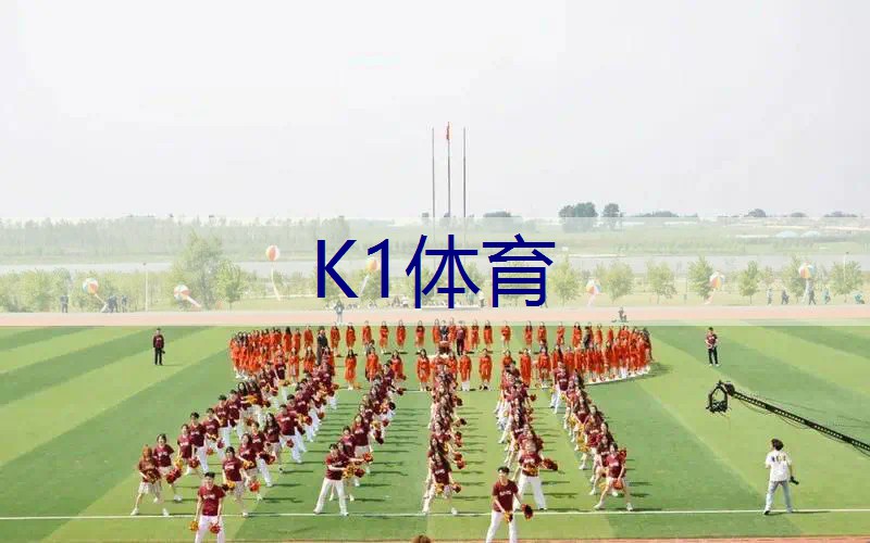 梅西用什么网球拍拍的